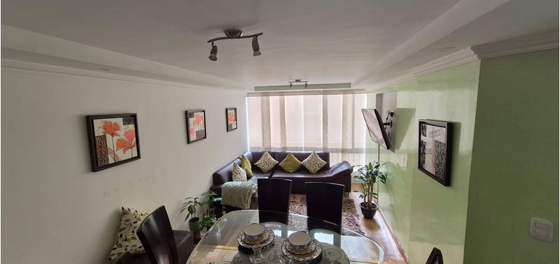Apartamento en Venta en Bogotá, D.C., Mirandela-1