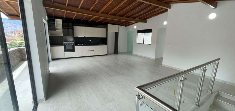Apartamento en Venta en Medellín, Belén-1