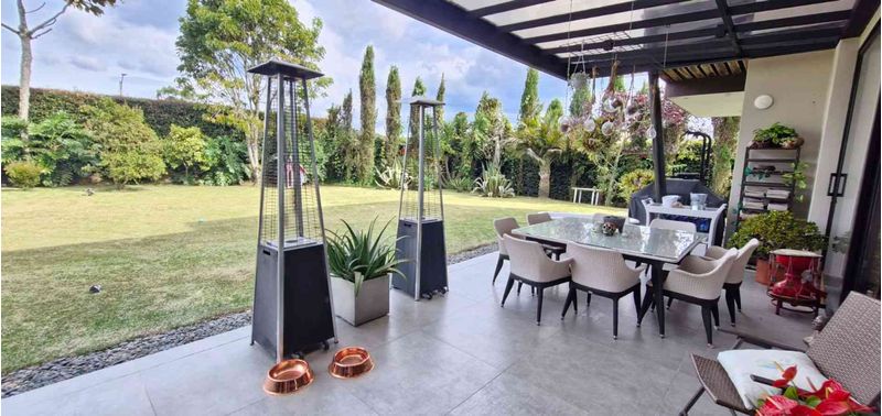 Casa en Venta en Envigado, Las Palmas-14