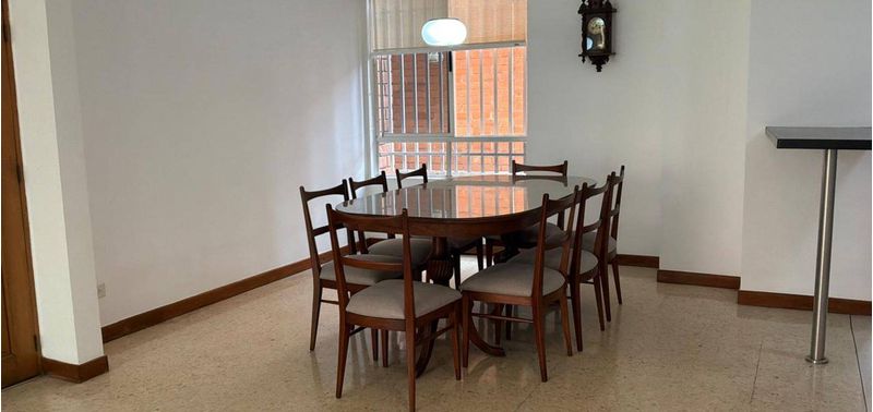 Apartamento en Venta en Medellín, Laureles