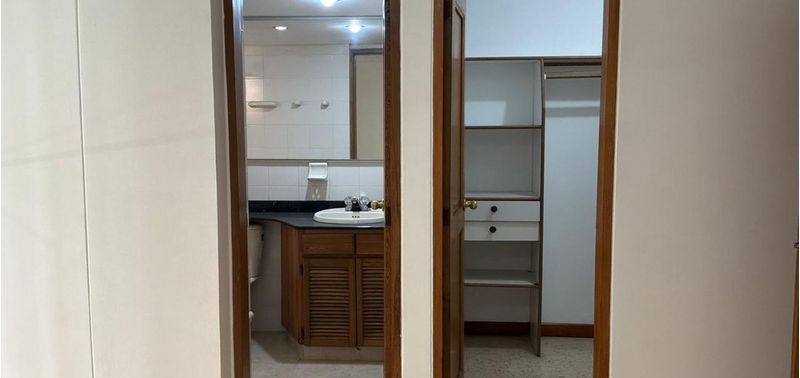 Apartamento en Venta en Medellín, Laureles-13