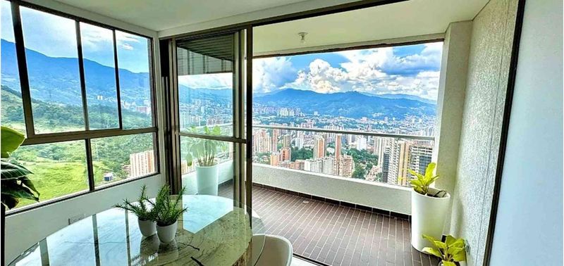 Apartamento en Venta en Sabaneta, Loma De San Jose-0