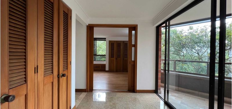 Apartamento en Venta en Medellín, El Poblado-10