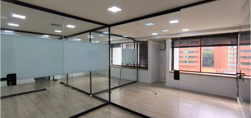 Oficina en Venta en Medellín, El Poblado-5