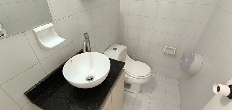Oficina en Venta en Medellín, El Poblado-9