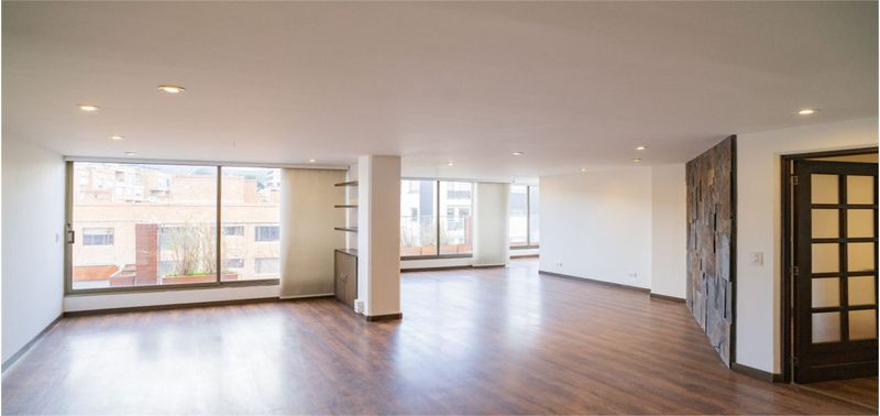 Apartamento en Venta en Bogotá, D.C., San Patricio-Usaquén-5