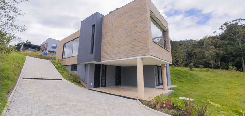 Casa en Venta en Envigado, Loma Del Escobero-0