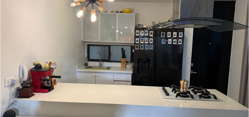 Apartamento en Venta en Medellín, Laureles-0