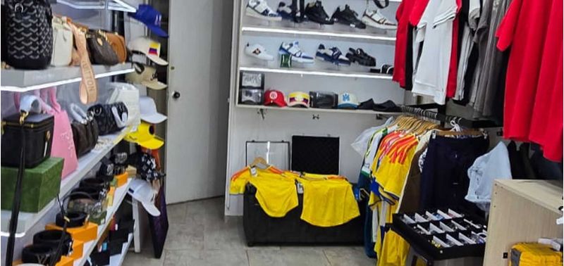 Local en Venta en Medellín, El Poblado-0