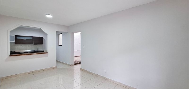 Apartamento en Venta en Medellín, Las Estancias-1