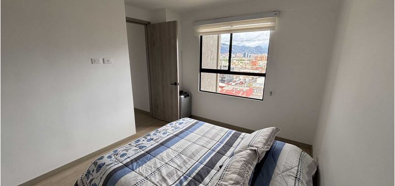 Apartamento en Venta en Bogotá, D.C., Prados del Country-3