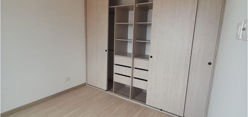 Apartamento en Venta en Bogotá, D.C., Prados del Country-4