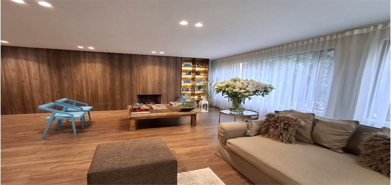 Apartamento en Venta en Bogotá, D.C., Chico Reservado-0