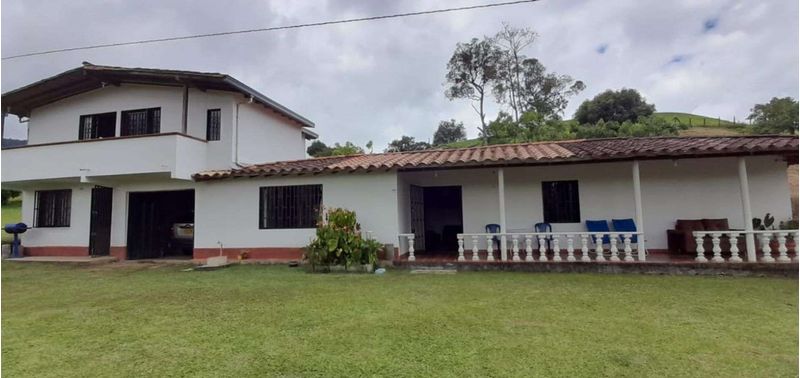 Casa en Venta en Peñol, Peñol-2