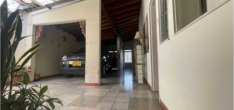 Casa en Venta en Medellín, Los Pinos