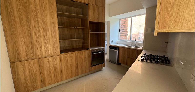 Apartamento en Venta en Medellín, El Tesoro-2