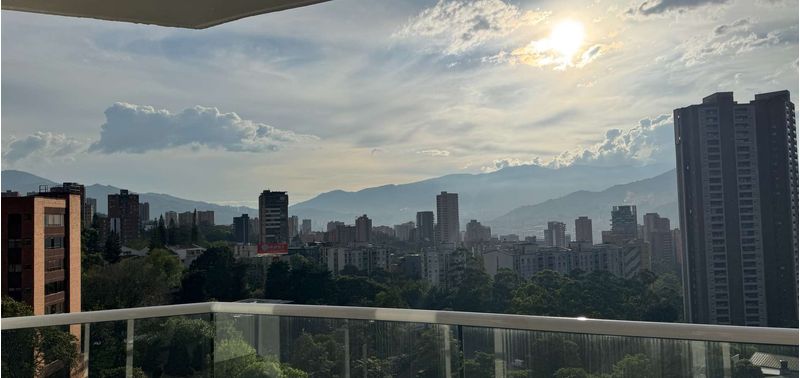 Apartamento en Venta en Medellín, El Tesoro-25