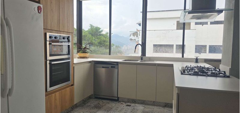 Apartamento en Venta en Medellín, El Poblado-3