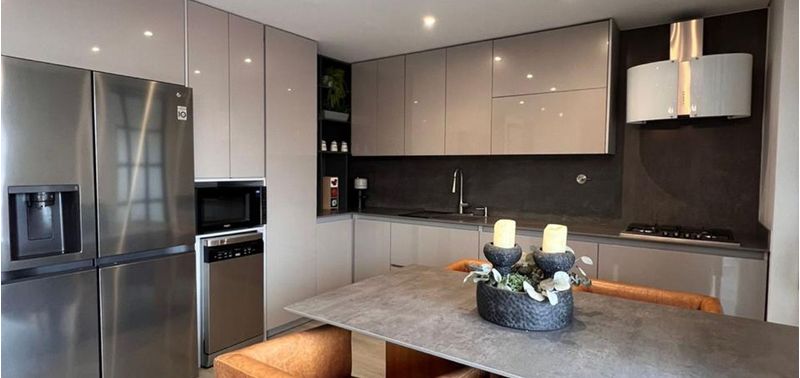Apartamento en Venta en Medellín, Belén La Palma-1