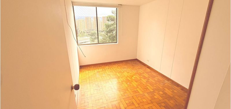 Apartamento en Venta en Medellín, El Poblado-10