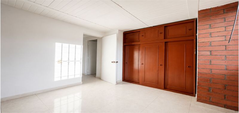 Casa en Venta en Chía, Ibaro III-8