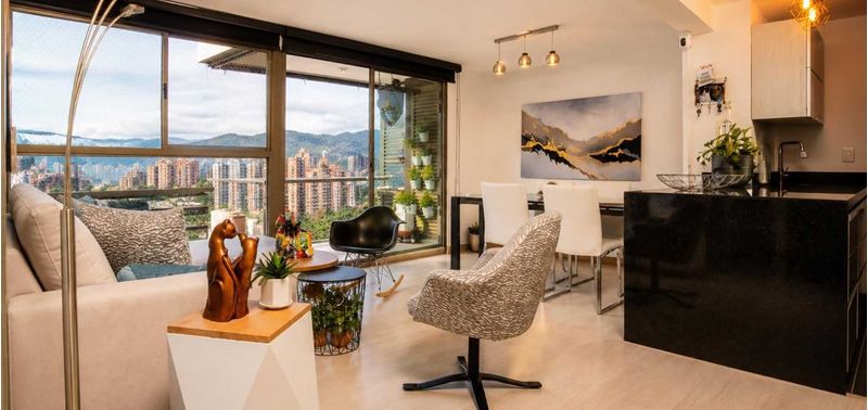 Apartamento en Venta en Medellín, Belén Loma de los Bernal-0