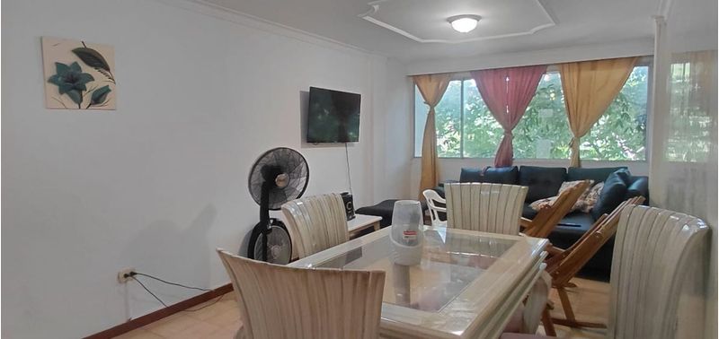 Apartamento en Venta en Cartagena De Indias, Manga-0