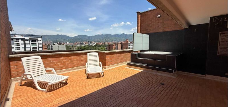 Apartamento en Venta en Medellín, Conquistadores-1