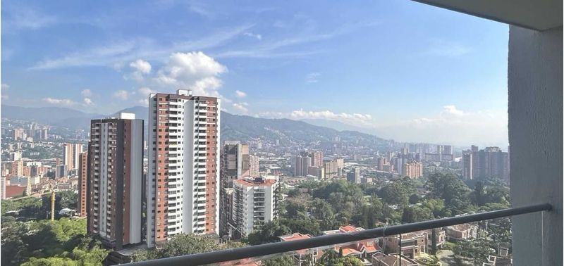 Apartamento en Venta en Sabaneta, Las Lomitas-0
