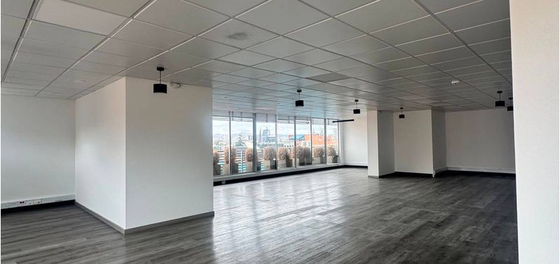 Oficina en Venta en Bogotá, D.C., Chapinero Alto-12
