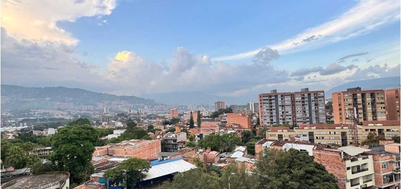 Apartamento en Venta en Envigado, El Dorado-23