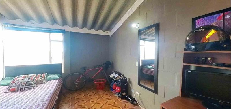 Casa en Venta en Bogotá, D.C., Campo Alegre-3