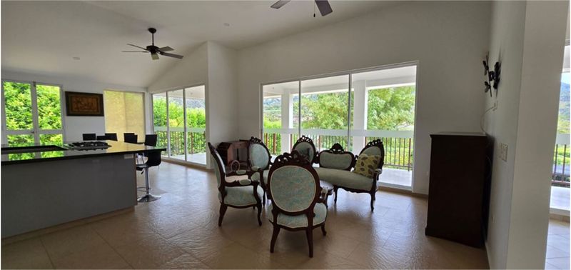 Casa en Venta en La Mesa, La Mesa VIA SAN JAVIER-10