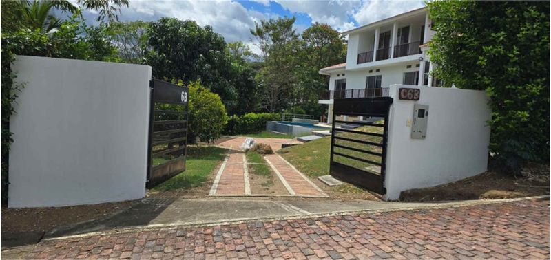 Casa en Venta en La Mesa, La Mesa VIA SAN JAVIER-15