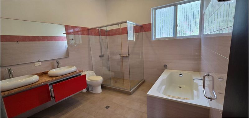 Casa en Venta en La Mesa, La Mesa VIA SAN JAVIER-17