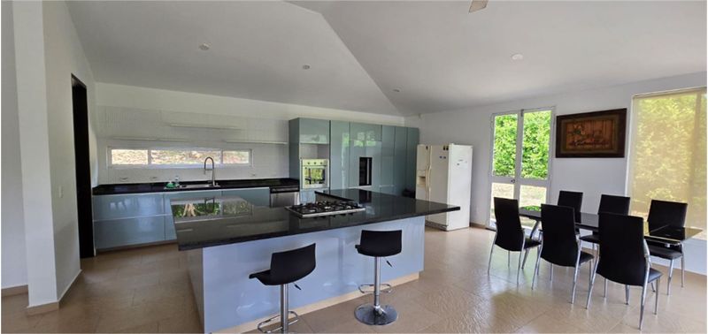 Casa en Venta en La Mesa, La Mesa VIA SAN JAVIER-20
