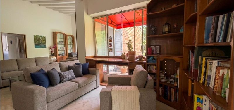 Apartamento en Venta en Medellín, El Poblado-0