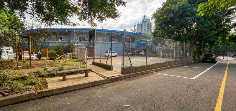 Apartamento en Venta en Medellín, El Poblado-17