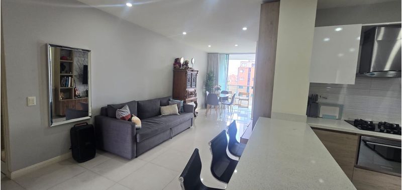 Apartamento en Venta en Medellín, Laureles-0
