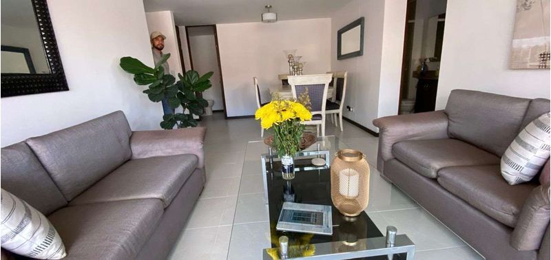 Apartamento en Venta en Envigado, Cumbres-1