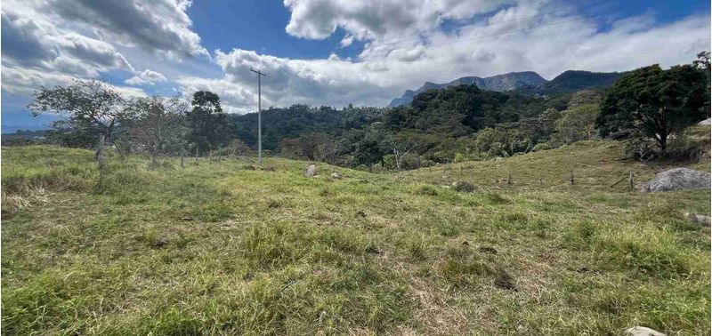 Lote en Venta en Bogotá, D.C., Albán-1