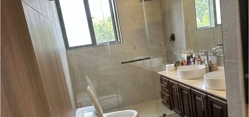Casa en Venta en Medellín, El Poblado-12