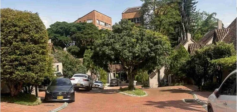 Casa en Venta en Medellín, El Poblado-14