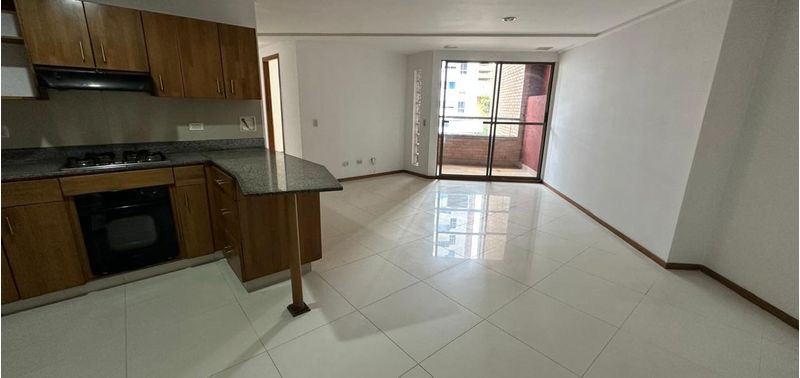Apartamento en Venta en Sabaneta, Aves Maria-0