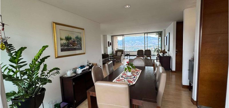 Apartamento en Venta en Medellín, El Poblado-0