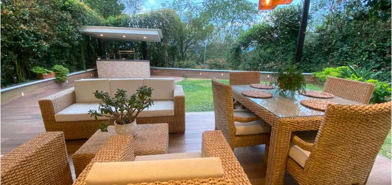 Casa en Venta en Envigado, Benedictinos-0