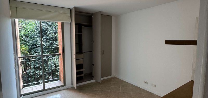 Apartamento en Venta en Envigado, Jardines-4