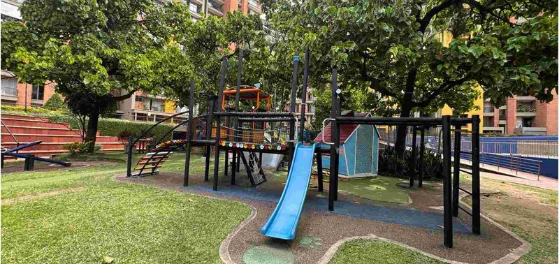 Apartamento en Venta en Envigado, Jardines-14