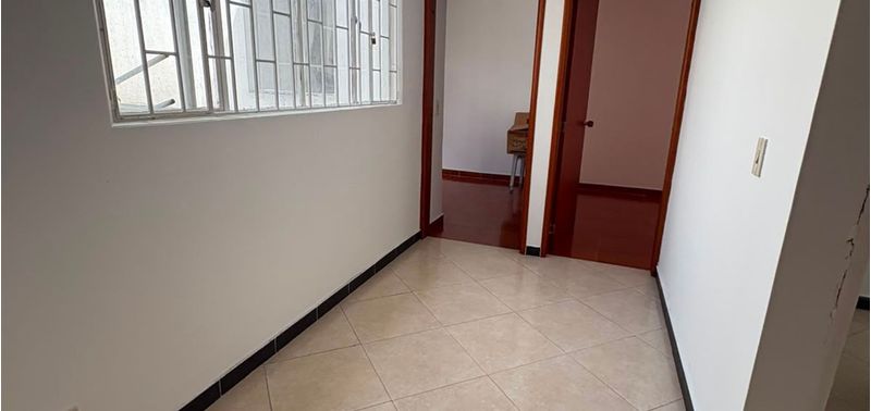 Casa en Venta en Bogotá, D.C., San José Sur-11