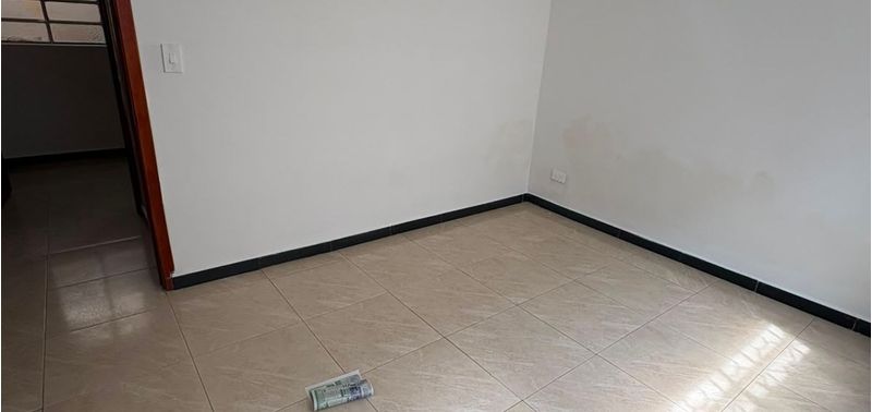 Casa en Venta en Bogotá, D.C., San José Sur-32